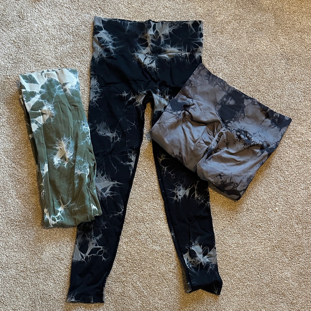3 Tie-Dye High-Rise Leggings - Sleek Stretch